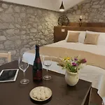 Apartmaji In Sobe Odlicna Hisa * Štanjel
