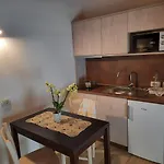 Appartement Apartmaji In Sobe Odlicna Hisa Štanjel