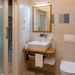 Appartement Apartmaji In Sobe Odlicna Hisa