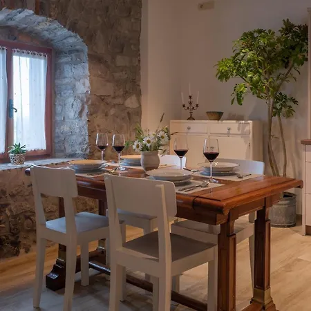 Apartament Apartmaji In Sobe Odlicna Hisa *