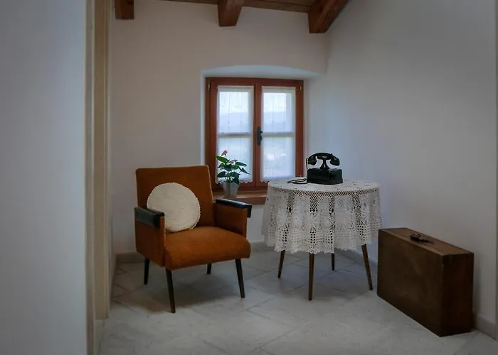 Apartmaji In Sobe Odlicna Hisa